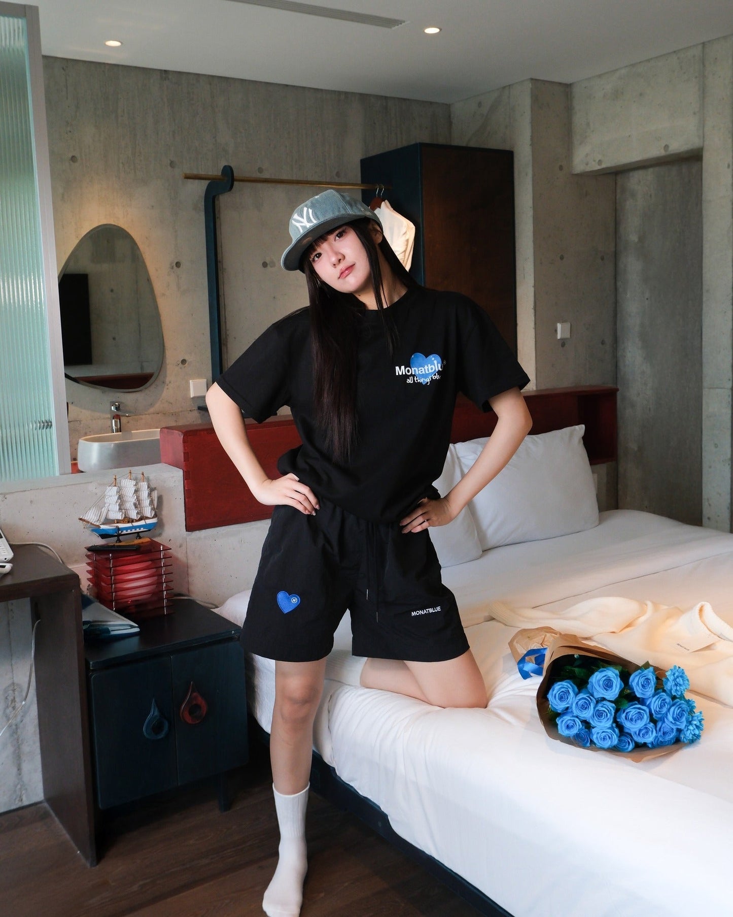 티셔츠 블루 체리 하트