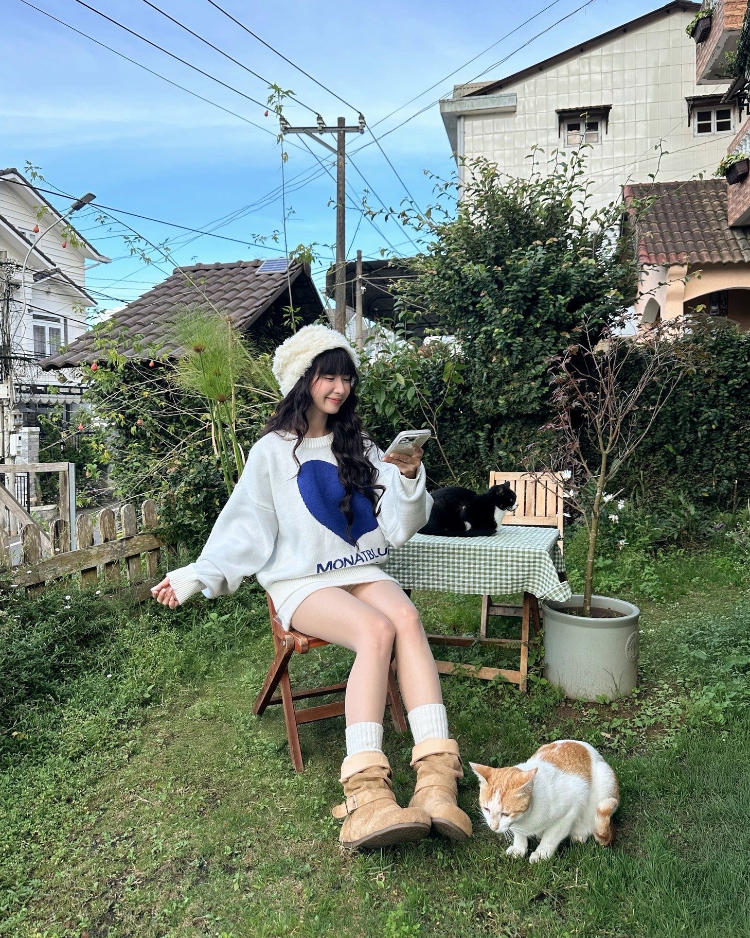 KNIT BLUE HEART WITH BIG HEART